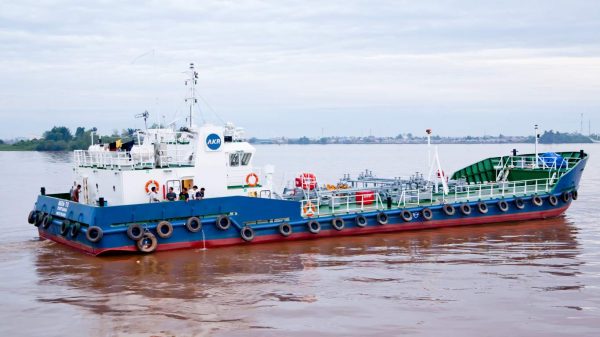 AKRA 70 – 400KL SELF PROPELLED OIL BARGE