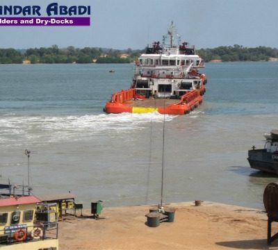 127 Tons Bollard Pull