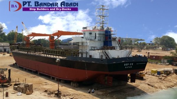 Cargo Ship with Cranes