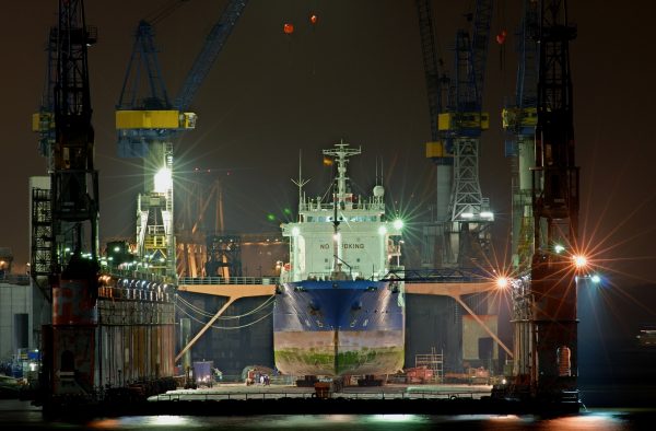 20,000 dwt graving dry dock