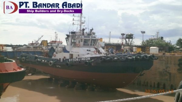 Harbour Tug Dry Dock