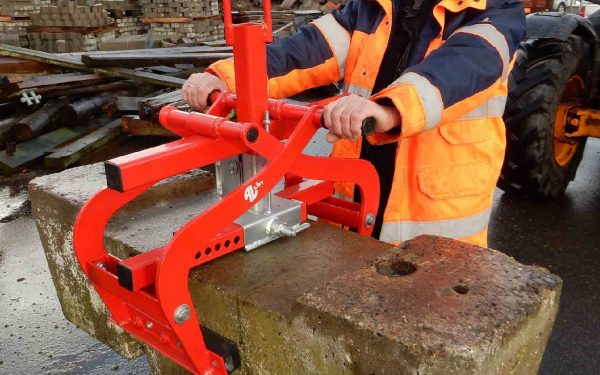 AL-600 AUT clamp for handling curbstones etc.